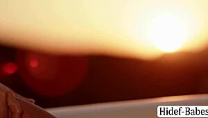 Askar MILF Menjilat Cipap Isteri Berambut Perang Dalam Aksi Liar