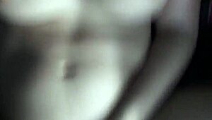 생일 파티에서 중국 미녀와 첫 경험! 하드코어 입으로 뜨겁게