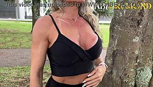 Hottes milf jager stor pik i parken med vild lyst - FabiDrumond Com Br