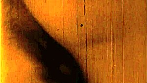 Lukisan erotis vintage dari komik anime hentai retro lukisan erotis