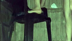 Сосед починил свет и отымел меня по-настоящему