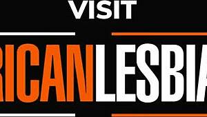 Моторботинг сочных эбони сисек в горячем лесбийском сексе