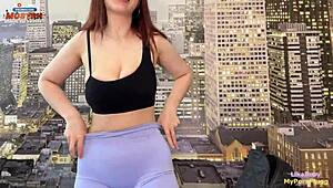 - Kom nu, lad mig kneppe den stramme jomfru fisse nu