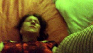 Você Está Fodendo a Vovó Carmen Nesse POV Retrô?