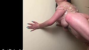 Девушка с идеальными натуральными сиськами отшлепана и жестко выебана моим большим хуем