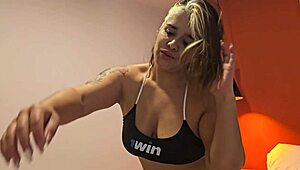 友達とヤる俺に嫉妬した義妹がチンポしゃぶりまくる