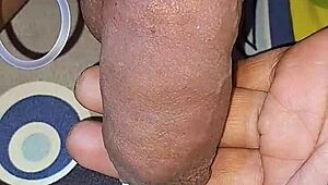 Hey, tengok video gay Myanmar buatan sendiri dengan aksi suntikan saline!