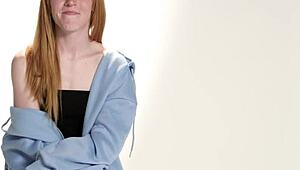 Madi Collins Hitachi'le Yakın Çekimde Şiddetli Orgazmlar Yaşıyor Tam Sahne