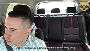 Surra de sorte quando motorista Uber era minha ex. Provocação molhada virou rapidinha