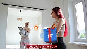 Náhle fisting privádza ruské špinavé milf k divokému rannému orgazmu.