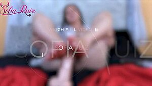 Öljyllä mä teen seksikasta jalkatyötä eri asennoissa. Rakastatko sitä?