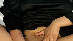 Yo, tengok sor rita gila dengan dildo sampai menitis! faraj dia tak tahan.