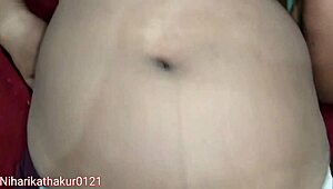 オフィス秘書が職場で初セックスに誘う