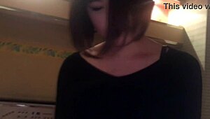 ראית פעם קליפ סודי של בחורה יפנית קולג' עם ציצים גדולים?