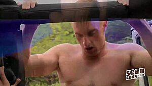 Hé check Puerto Rico dag 1 in deze gay film van Sean Cody