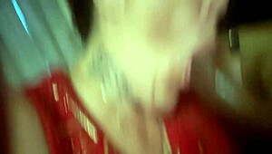 Damn, jeg er som blowjob-dronningen Jamie Cummings, der tager den sorte pik dybt!