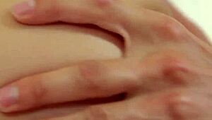 Hey Babe, stöhn laut, während ich deinen engen Arsch hart hämmere