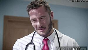 Remaja Hajar Dokter Fetish dengan Mainan Ekstrem di Sesi Liar. Gila, Keras Banget!