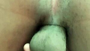 i watchs a gay screaming twink in action