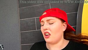 Mia Dior Ngewe Manajer Perekrutan Pakai Kontol Hitam Gede Demi Posisi Baru Setelah Dipecat McDonalds