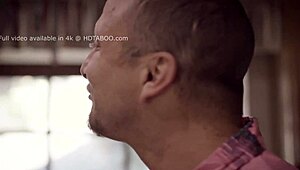 Ehi, il mio vicino pervertito ha spiato questa 19enne, Maya Kendrick, beccata mentre la sbattono forte!