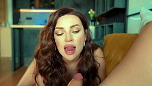 צפייה בפורנו עם אמא חורגת חמה הפכה לזיון קשה שלה