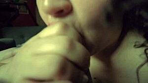 POV BBWライトスキンドミニカンが隣人に激しいフェラして口内中出し