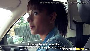 mofos - 屋外で可愛いエボニーティーン18+と熱いセックス、クソエロい！ 🔥