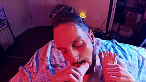 Heii, dapet kejutan pemujaan kaki liar dari mertua! 😳