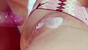 Puta merda, sobrecarregando essa buceta novinha 18+ com creampies múltiplos causa squirt tremendo insano