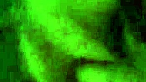 לטינית בוגרת מוצצת ומקבלת אנאלי מחבר הבעל