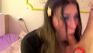 Seksi kedi kostümüyle salyalı sakso bağımlılık yapıyor