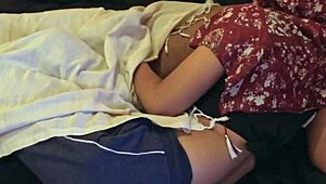 Hei, Istri Malaysia Ku yang Nakal Bisa Gak Tangani Kontolmu Malam Ini?