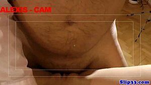 Jovencita británica provoca antes de montar la polla dura de un viejo