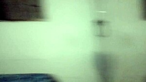 믿기지 않는 계모와 의붓아들 진짜 홈메이드 섹스