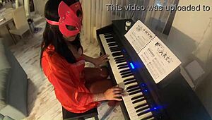 밀프칼라 창녀처럼 정액 좆빨이 다시 함