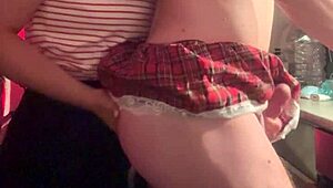 الأخت بالتبني تشتهي ريم جوب من أخيها بالتبني