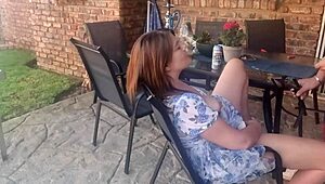 Взаимная мастурбация переходит в дикие стоны и жаркие ласки