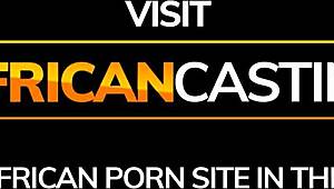 يا إلهي، ميلف سوداء تتناك من زب أبيض في مقابلة مزيفة، وجهها مليان لبن!