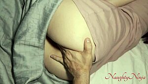 نمت في غرفة زوجة أبي وقت عاصفة رعدية مجنونة... يا لهوي 😳