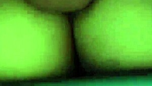 Шаловливый бойфренд трахает свою девчонку и гей-друга. Кто следующий?