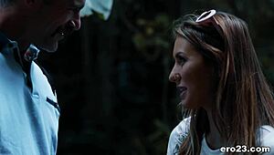 लड़की पेज ओवेंस के साथ जोशीला सेक्स का मजा लेती है, बहुत गर्म!