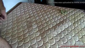 Remaja Lelaki Beri Blowjob Gay Epik Dalam Video XXX Ni. Risiko Tinggi Keluar Cari Fun Bareback!