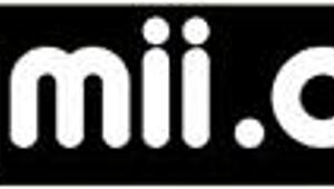 Ali lahko blondinka Lindsey Cruz prenese velik kurac s svojo obrito ritjo?