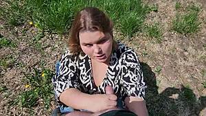 Pojebal seksi avtostoparko in prišel na njene porjavele joške