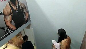 Milf Latina Amatur Goda dengan Gerak Provokatif. Apa Seterusnya?