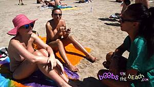 çıplak plaj sohbetleri tatilde azgın İngiliz milflerle vahşileşiyor