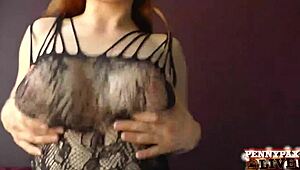 绝美红发Penny Pax要你现在狠狠射出来