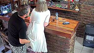 Heb je mijn vrouw zien vreemdgaan op verborgen camera?