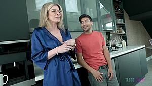 Nevlastní máma je kráva, tak jsem ošukal sestru Cory Chase do zadku